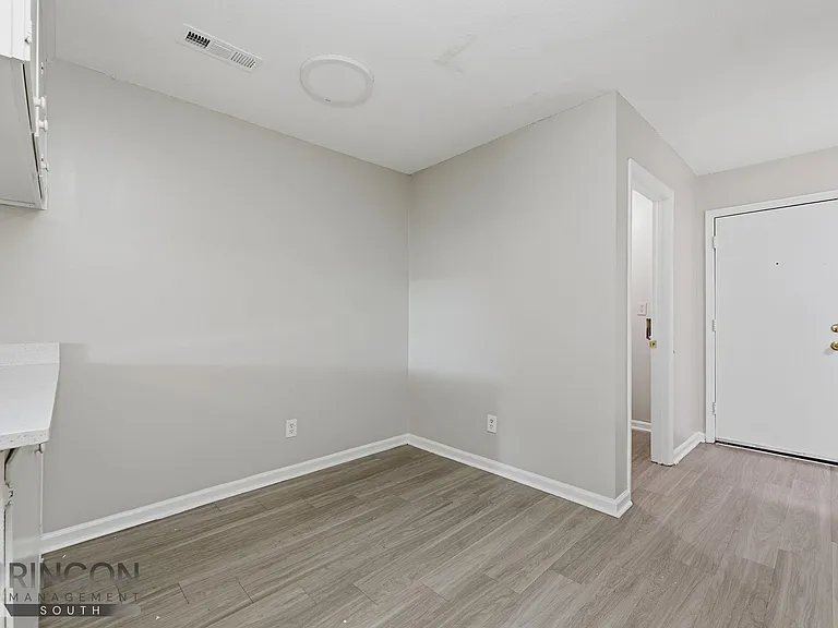 900 E Estates Blvd #930B — Photo 17