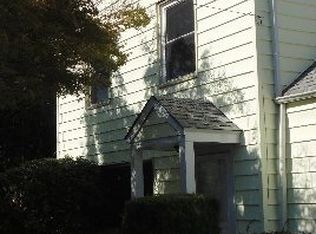 15 Drake Ave, New Rochelle, NY 10805