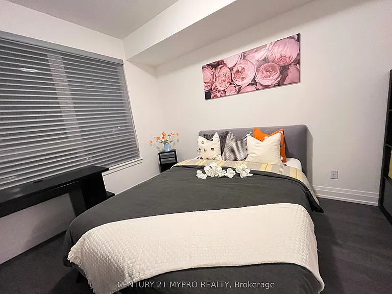 591 Sheppard Ave E #1027 — Photo 5