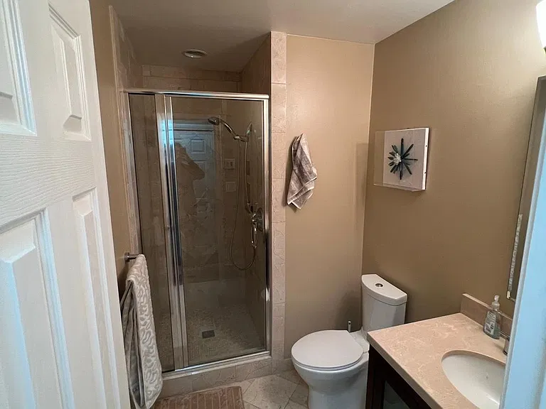 416 Pinewood Dr — Photo 12