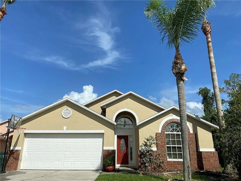 2476 Shelby Cir