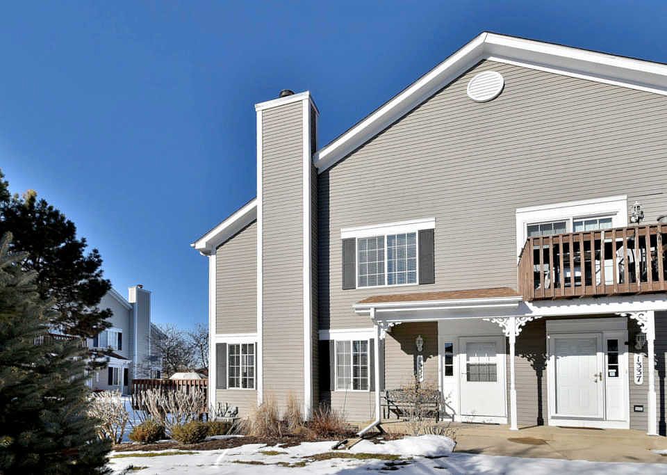 1st image of 1335 Lowell Dr Unit 1335