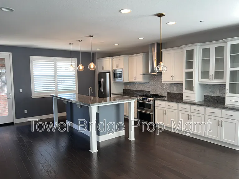 315 Creamery Ln — Photo 8