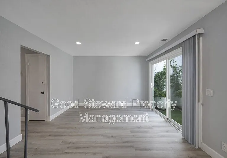 140 S Birchwood St — Photo 16