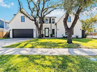 3942 Rochelle Dr, Dallas, TX 75220