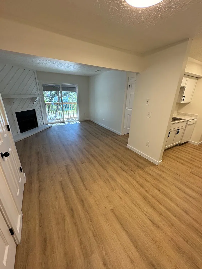 Ironwood Apartments — Photo 2