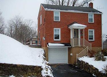 1st image of 212 E Fairmont Ave