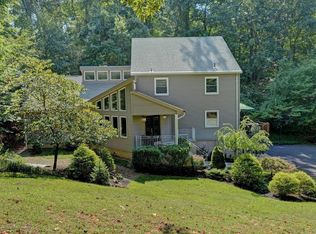 57 Reids Hill Rd, Morganville, NJ 07751