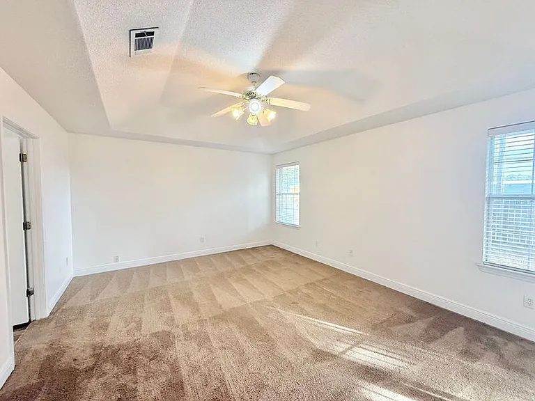 7945 Amethyst Dr — Photo 7