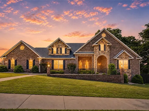 3601 NW Creekstone Blvd, Bentonville, AR 72712