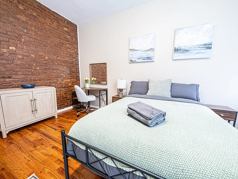 180 Claremont Ave #65 — Photo 39