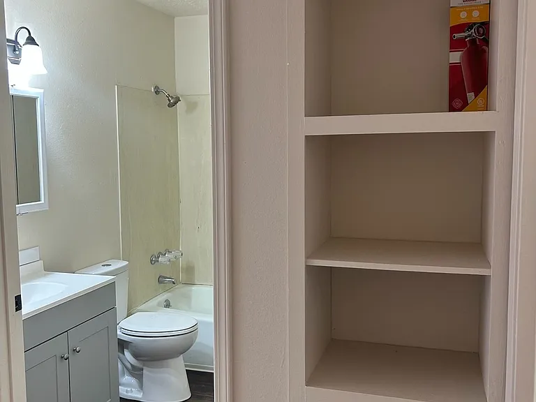 905 Nakomis Dr NE #3 — Photo 12