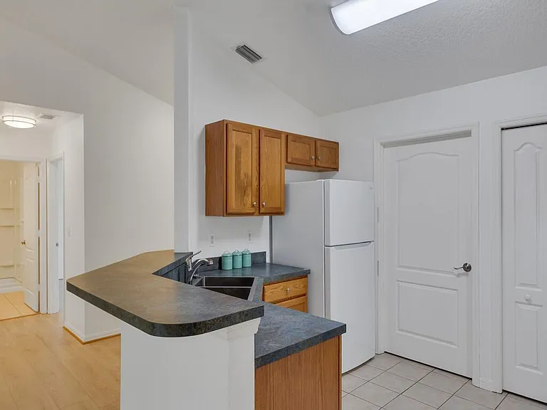 11171 Airport Dr — Photo 10
