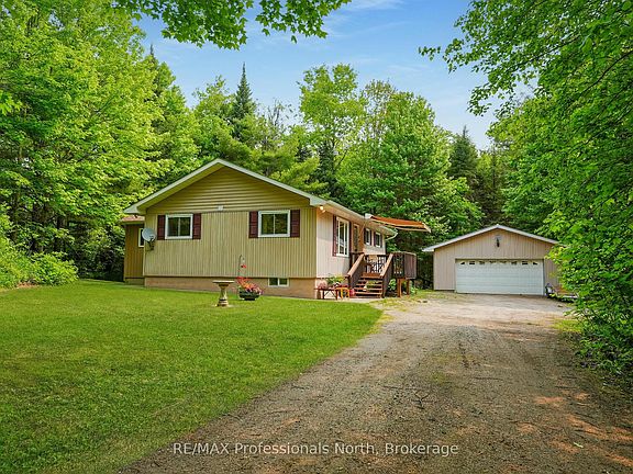 2nd image of 3072 Gelert Rd