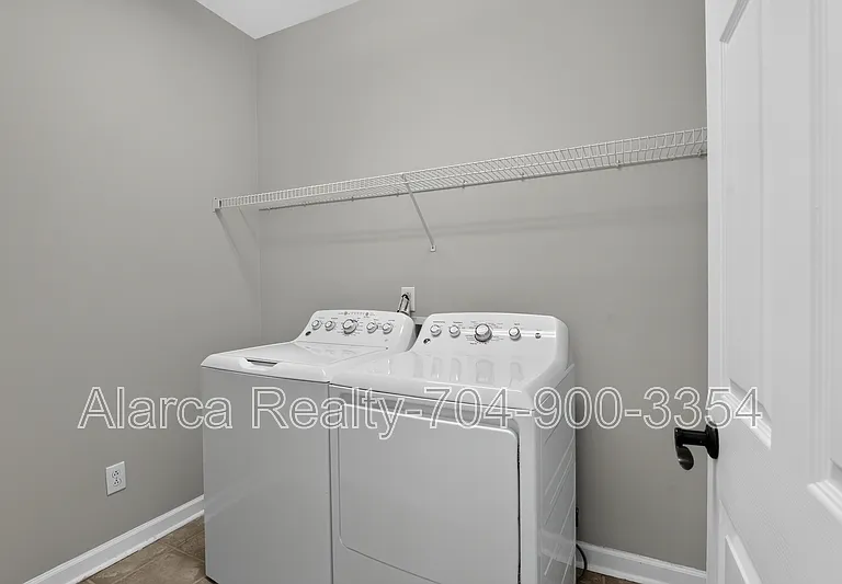 12736 Wetherburn Ln — Photo 15