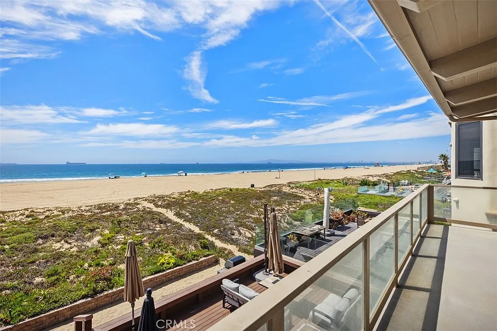5 bed, 2200 sqft, $12,000 — Photo 2