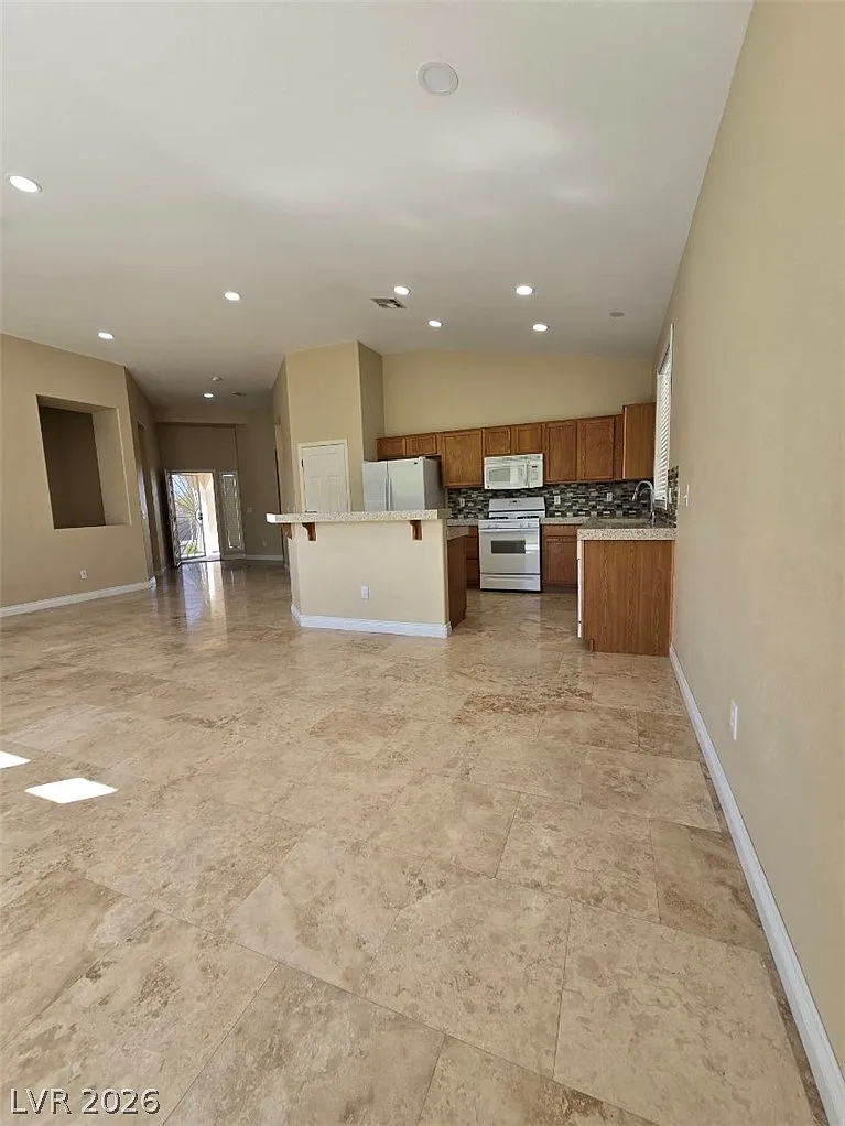 3 bed, 2.0 bath, 1508 sqft, $2,500 — Photo 4
