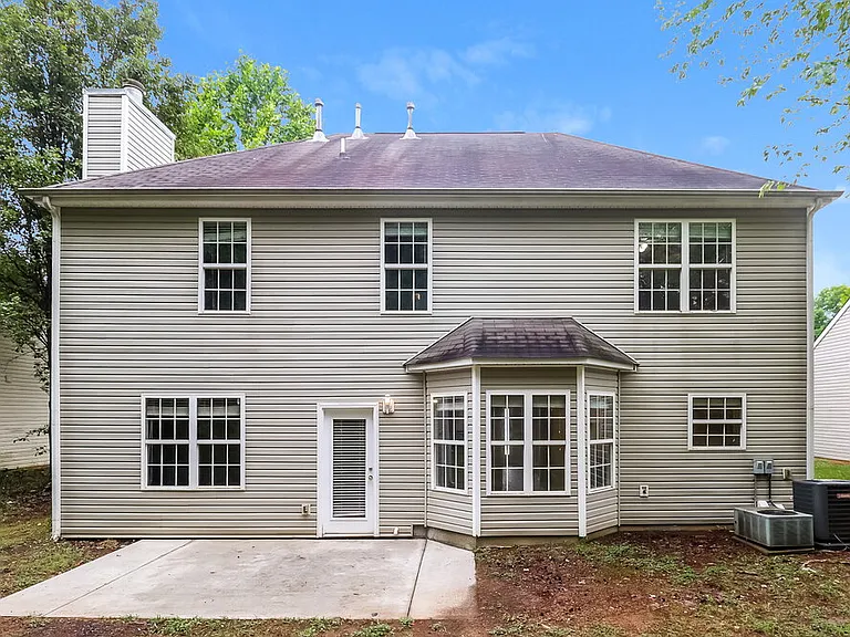 4625 Canipe Dr — Photo 17