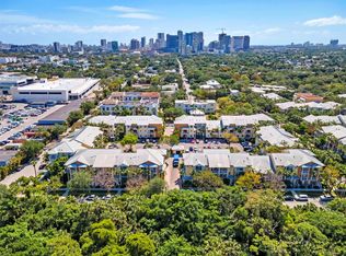 302 SW 14th Ave, Fort Lauderdale, FL 33312