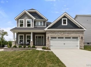 401 Rayburn Ave, Sunset Hills, MO 63127