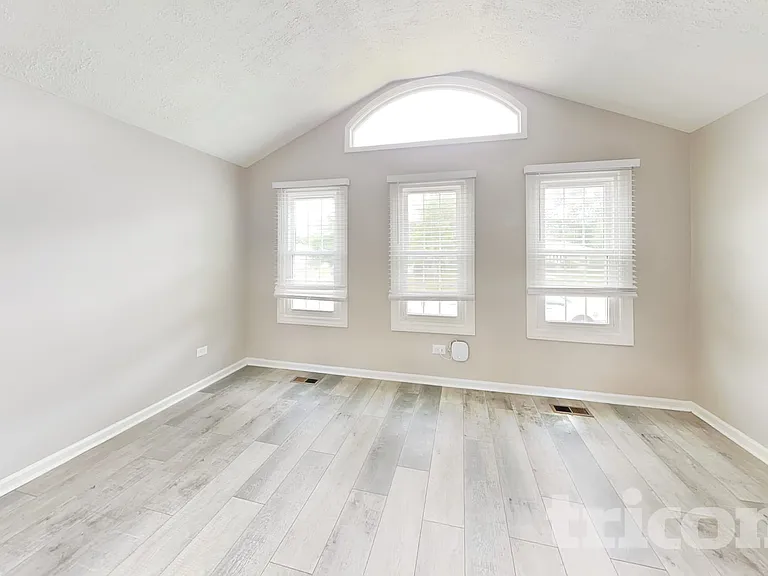 2513 Ruth Fitzgerald Dr — Photo 2