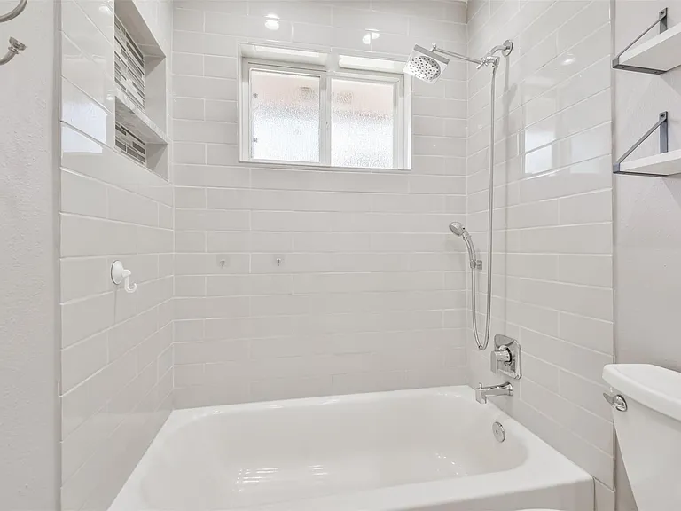 7623 Yellow Pine Dr — Photo 30