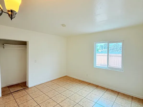 (undisclosed Address), San Diego, CA 92114