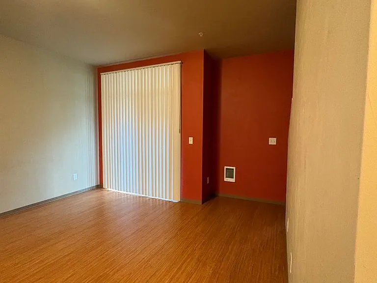 585 E 14th Ave #7 — Photo 8