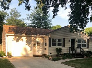 10 Sioux Valley Dr, Cherokee, IA 51012