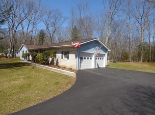 1205 Cherry Lane Rd, East Stroudsburg, PA 18301