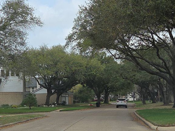 4th image of 18323 Mountfield Dr
