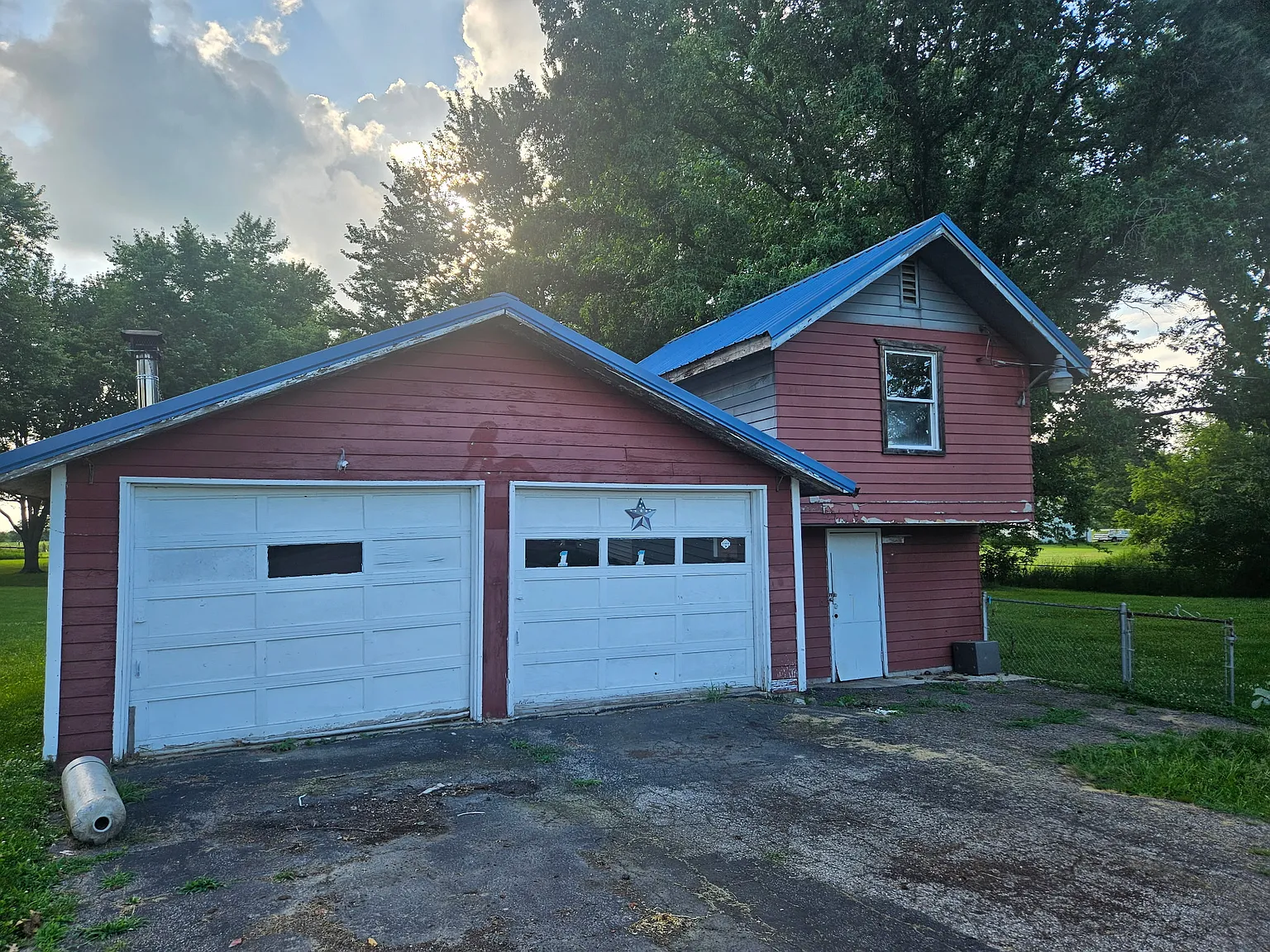 3 bed, 2788 sqft, $1,300 — Photo 3