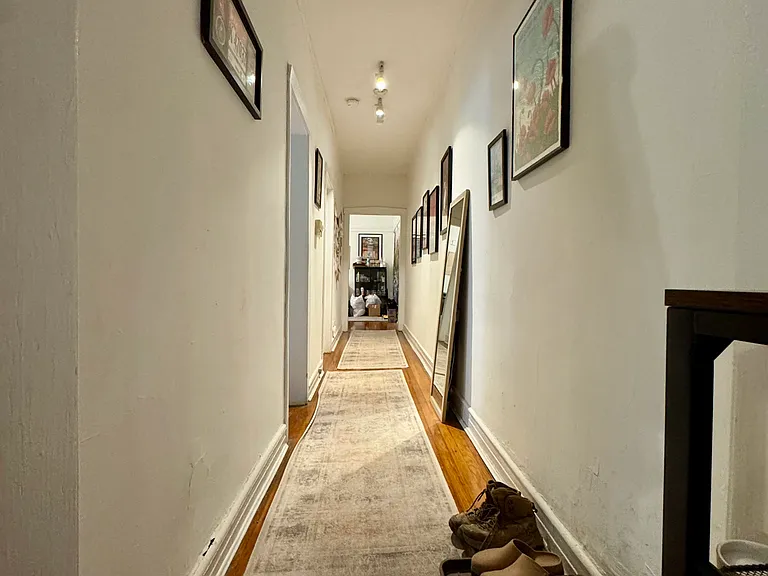 1459 W Winnemac Ave #1 — Photo 7