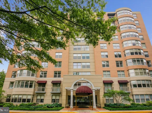 5000 Battery Ln APT 305, Bethesda, MD 20814