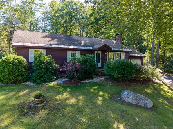 45 Ledgewood Road, Claremont, NH 03743