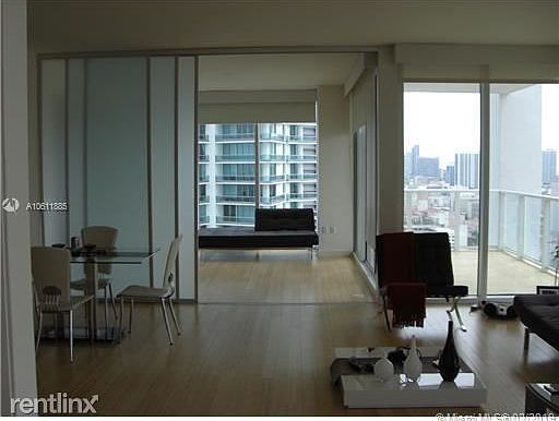 5th image of 1040 Biscayne Blvd APT 2907