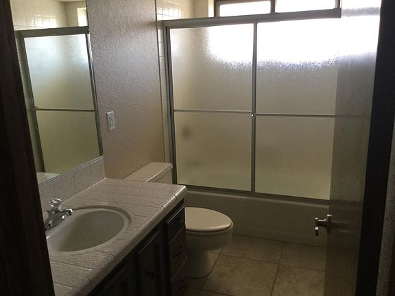 4th image of 2485 Jamaica Blvd S