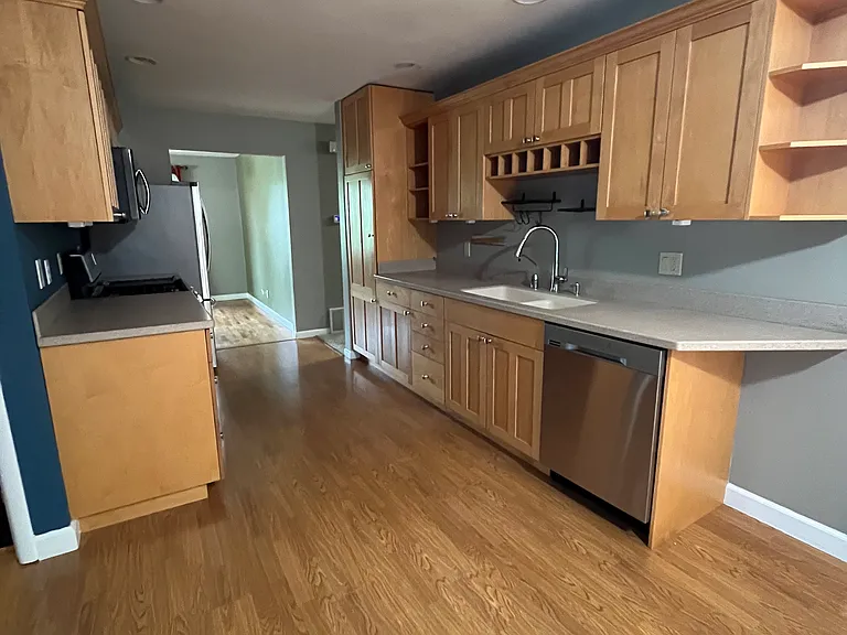 2914 Rimview Dr — Photo 4