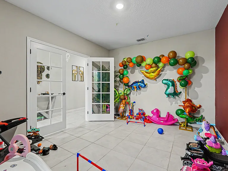 7088 King Creek Dr — Photo 12