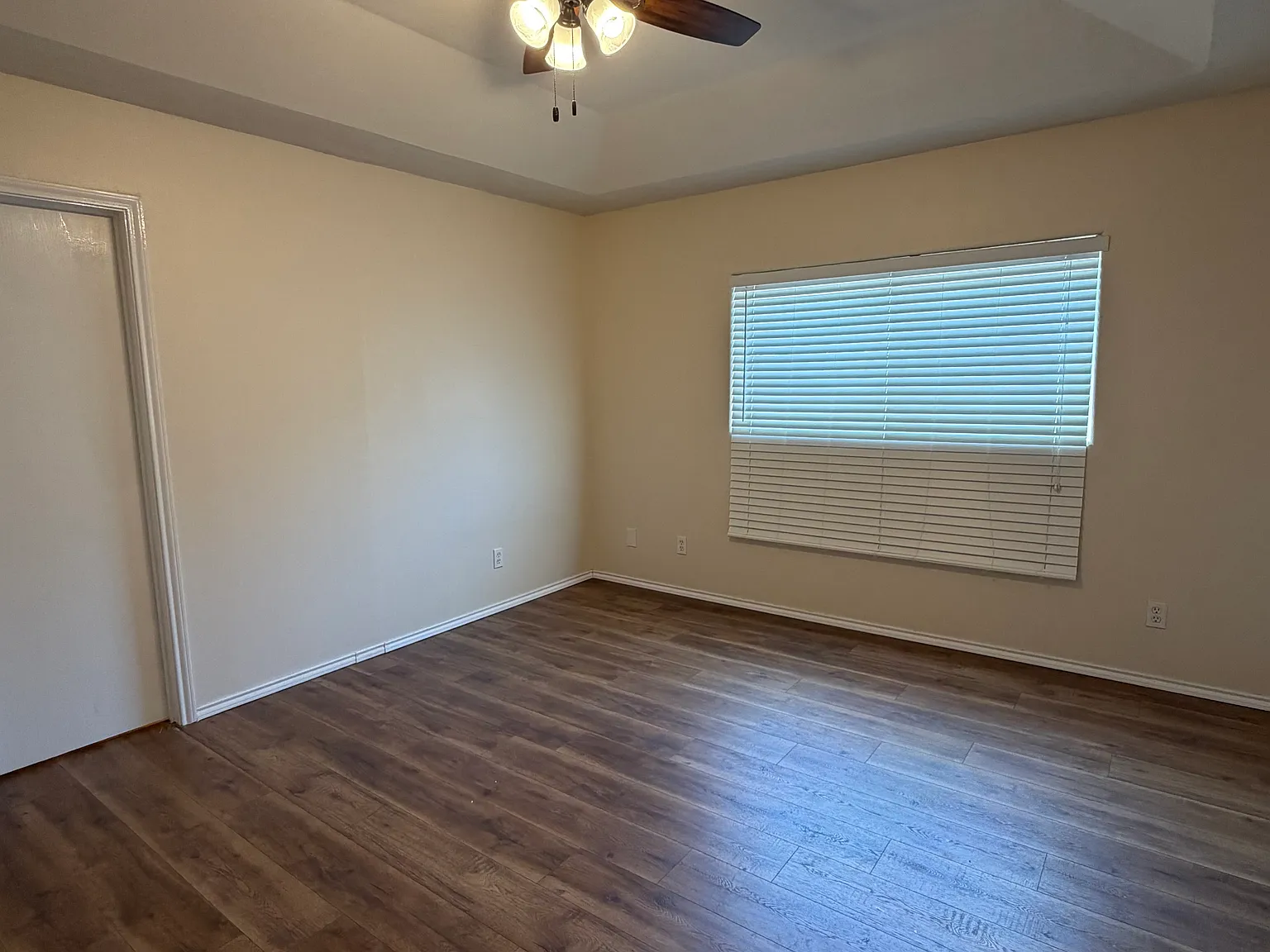 3 bed, 1220 sqft, $1,500 — Photo 4