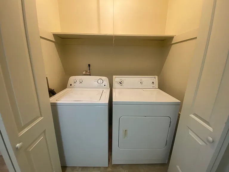 Beechwood Apartments — Photo 35