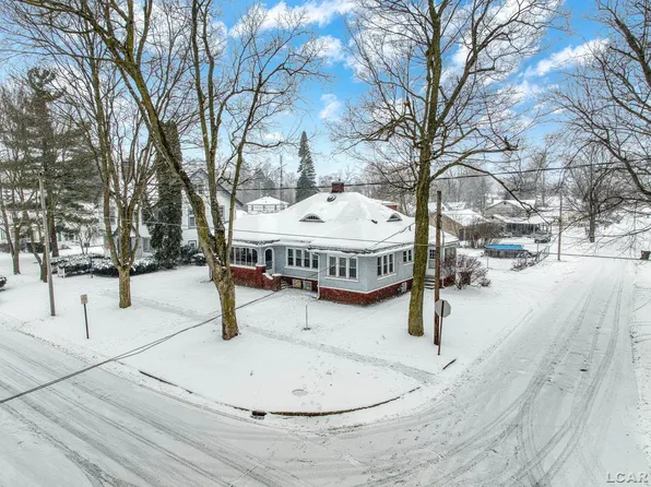 606 Grove St, Hudson, MI 49247