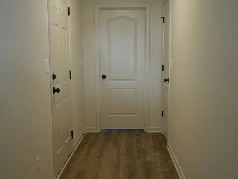 2517 Drake Ln — Photo 10