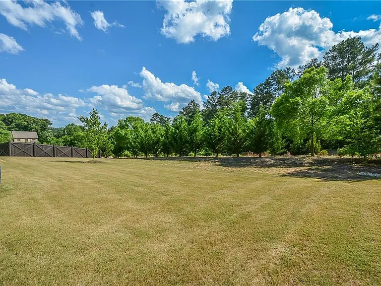 2430 Wildlife Ct — Photo 20
