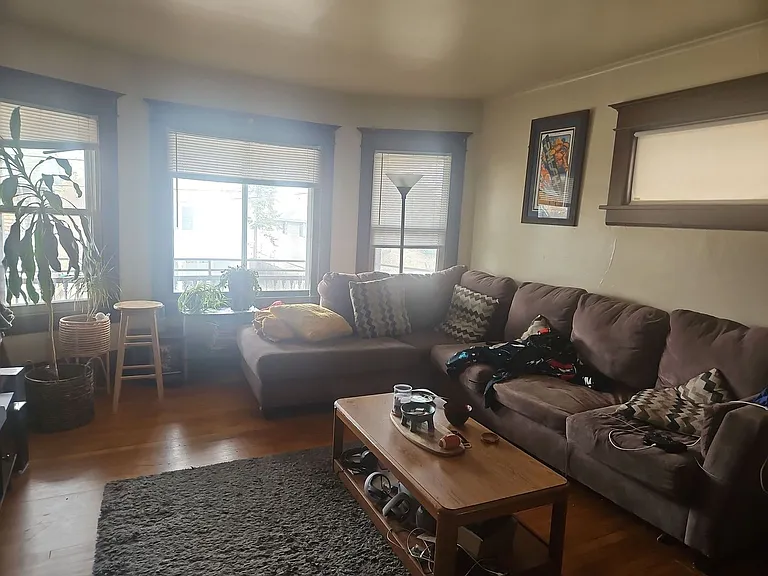 111 W Parkway Ave — Photo 4