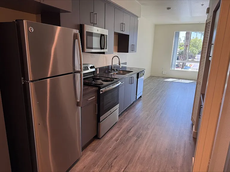 Mission Lofts — Photo 37