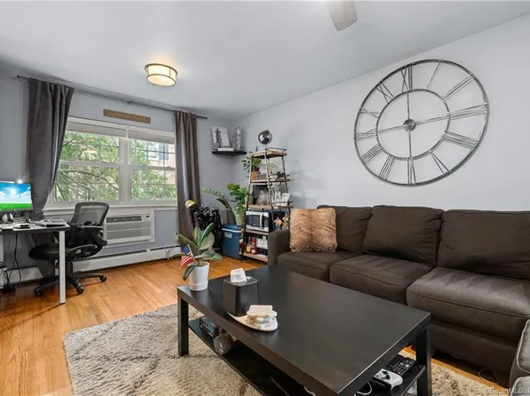 151 Courtland Avenue #4B, Stamford, CT 06902