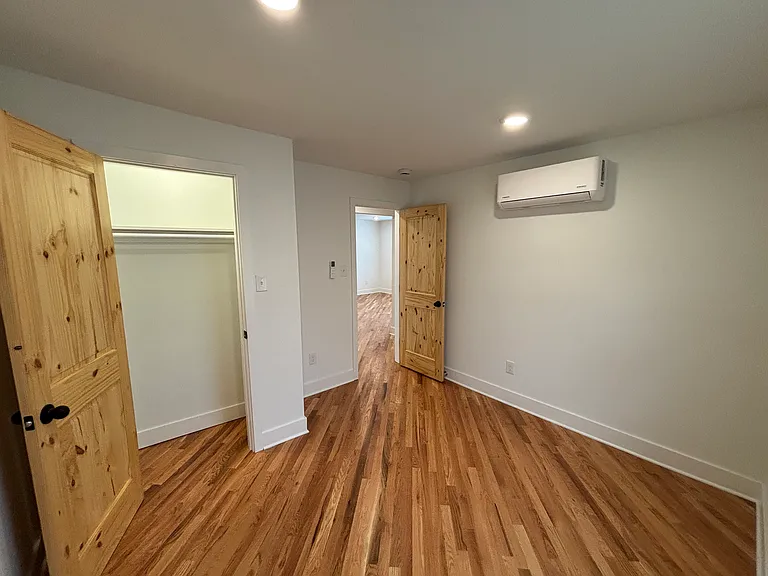 1031 Market St #C — Photo 6