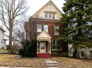 732 30th St, Rock Island, IL