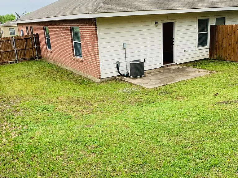 5900 Lovingham Ct — Photo 17